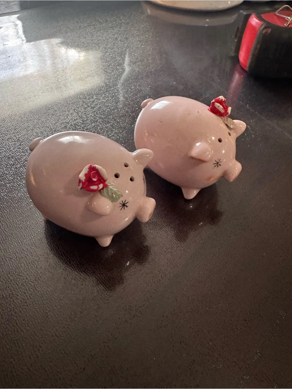 vintage Josef Originals ceramic pig salt and pepper shakers w/red rose details